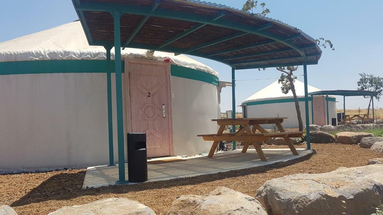 Luxury tent Village On The Cliff